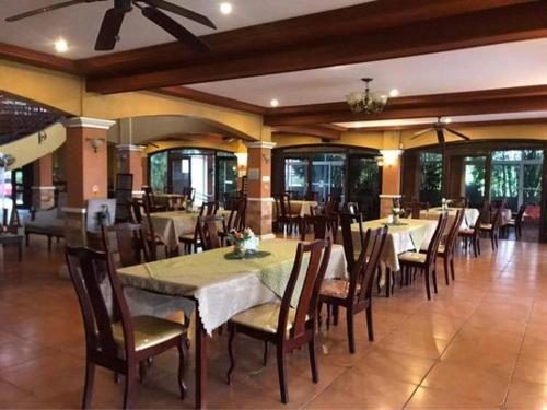 Étterem, Casa Cecilia Heritage Hotel in Taal