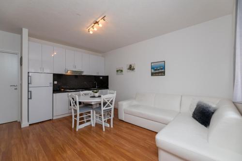 Apartment in Supetar with sea view, terrace, air conditioning, W-LAN 3553-1, Supetar (foto 8)
