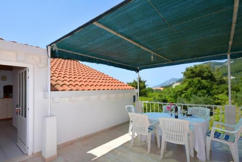Balkons/terase, 2-bedroom apartment with large terrace 3558-1 in Zuljana