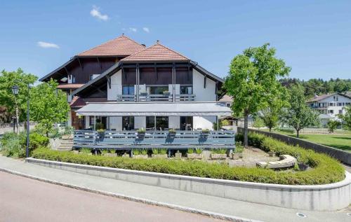 Logis hôtel Annecy nord / Argonay Hotel de charme Allonzier-la-Caille