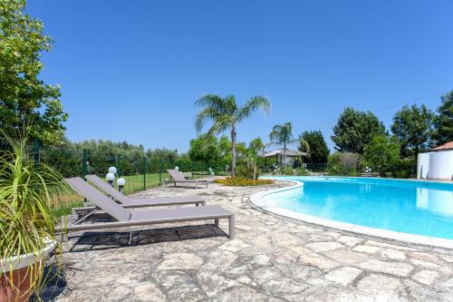  Villa con grande piscina privata e 5 camere m550 in Corigliano dʼOtranto