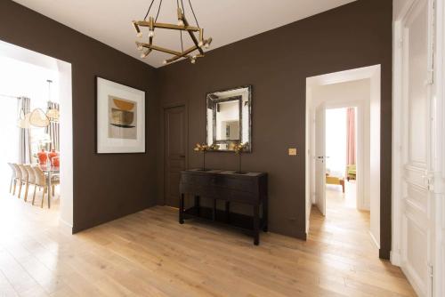 Martin' s Door - image 4