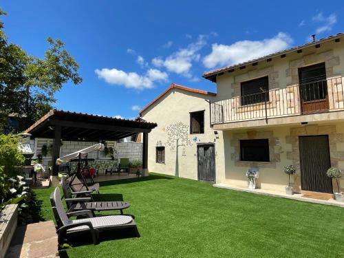 El Corro, acogedora casa con jardín en el corazón de Cantabria