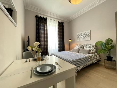 One-Bedroom Apartment image 10
