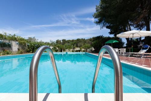 Villa grandissima piscina e verde giardino m215 gîte à louer Erchie