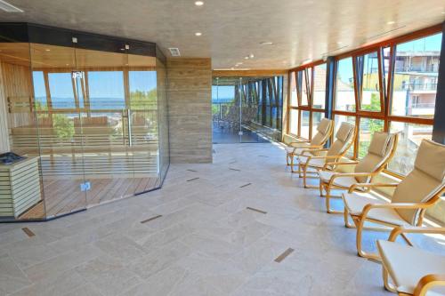 Paradise Hotel & Relax Center in Pomorie