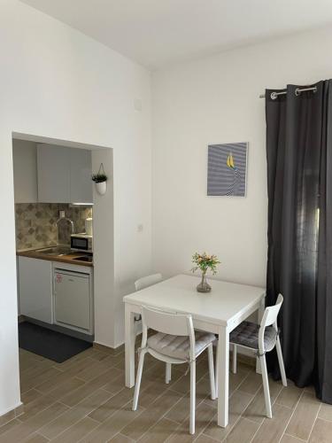 Apartments Anka Pag