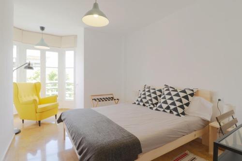 Promenade Two Bedroom Apartment Rincon de la Victoria - image 2