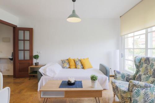 Promenade Two Bedroom Apartment Rincon de la Victoria - image 12