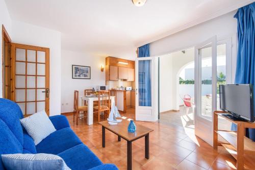 Two-Bedroom Villa image 9