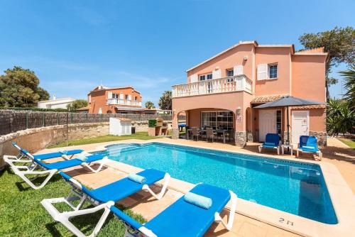 Itsasalde 3 bedroom villa Cala'n Blanes - image 4