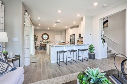 Relaxing Roseville Home w/ Outdoor Amenities in Highland Reserve