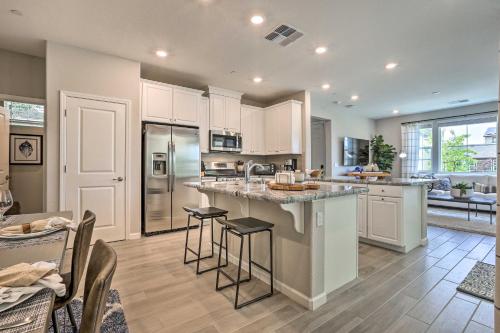 Relaxing Roseville Home w/ Outdoor Amenities in Highland Reserve