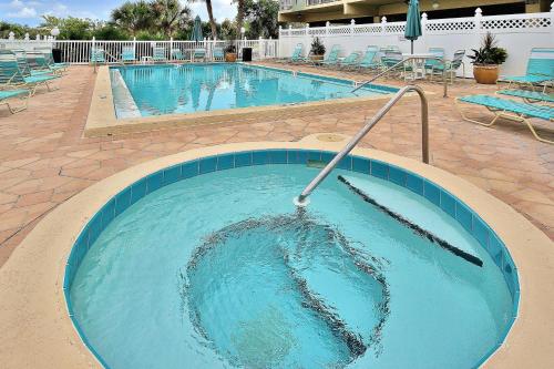 Water View 504