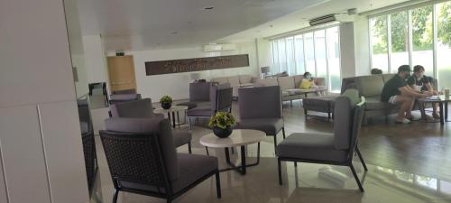 Xavie's Pad Condo @ Trees Residence T16 742, Manila (fotografie 9)