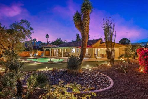 Indian Wells Resort Home with Private Pool in Palm Desert, USA