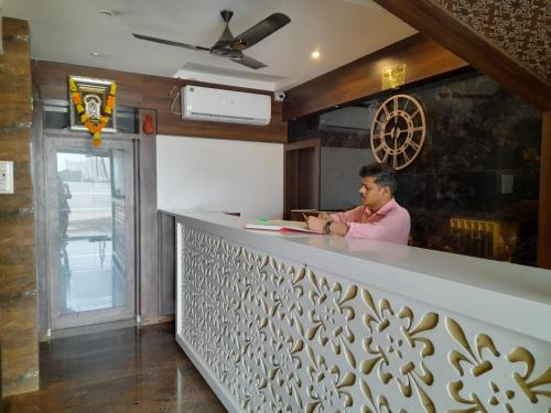 Hotel Atithi Lodging & Boarding by WB Inn