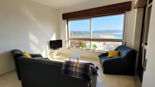 Foto 1: 3 bedrooms apartement at Nazare 500 m away from the beach with sea view and furnished terrace