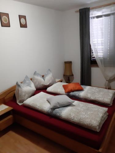 Apartmani Jozefina in 奧米沙利