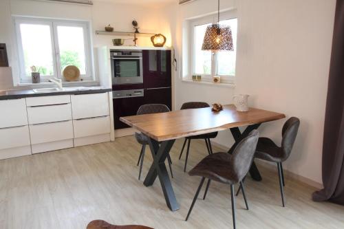 Kitchen, Kuh Heimat - Bergblick - Terrasse in Buchenberg