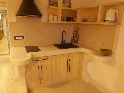  2022 RENOVATED apartment on the beach in Poljana