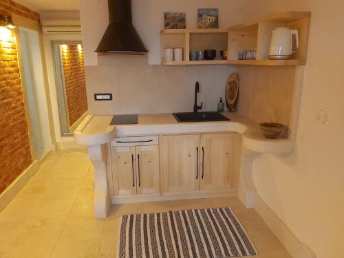  2022 RENOVATED apartment on the beach in Poljana