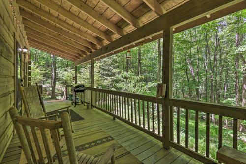 The Bird Sanctuary Fire Pit, Gas Grill and Hammock in 威爾克斯伯納