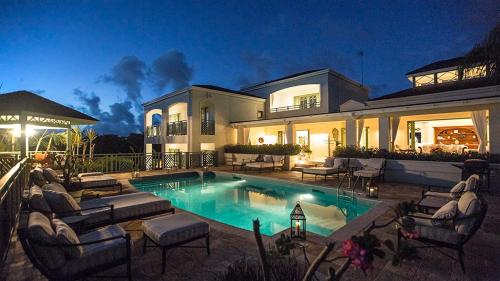 Sweet Dream Villa with Private Pool in Sugar Hill!