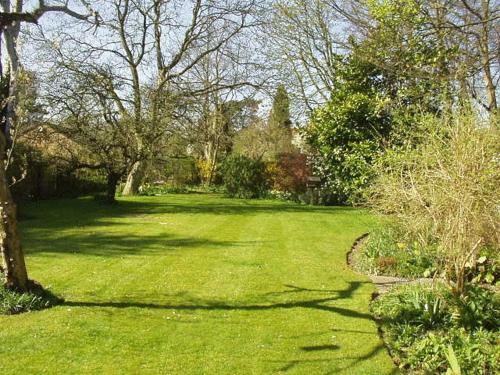 tuin, The Dial House Guest House in Oxford