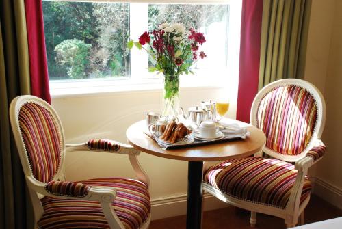 Casey's Hotel in Glengariff