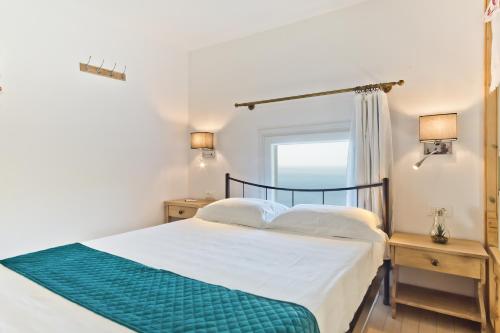  Mountain & Sea Villa in Kyra Panagia