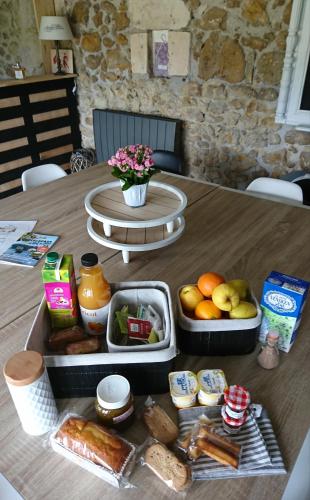 Ēdiens un dzērieni, Les chambres du Vau Profond in Vernoil-le-Fourrier