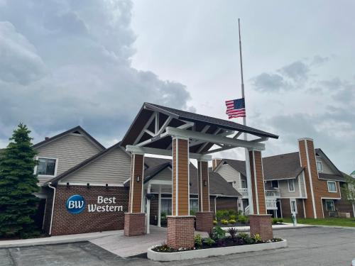 Best Western Fishkill Inn & Suites - image 4