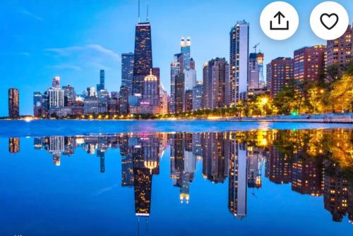 A Hidden Gem, approx 15 mins to downtown Chicago! in Chicago, USA