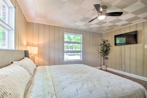 Private Dock Home on Lake of the Ozarks Private Dock Home on Lake of the Ozarks