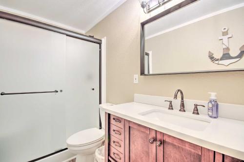 Private Dock Home on Lake of the Ozarks Private Dock Home on Lake of the Ozarks