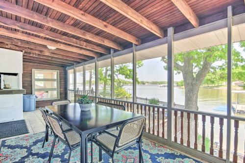 Private Dock Home on Lake of the Ozarks Private Dock Home on Lake of the Ozarks