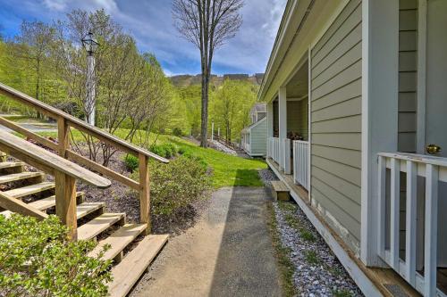 Family-Friendly Hancock Home: Walk to Slopes! in Hancock (MA)