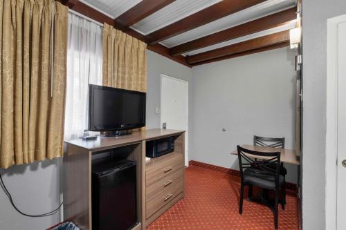 1 double bed