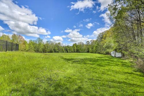 Pet-Friendly Pond View Loft with Private Pool!