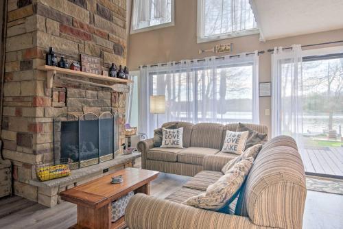 Dog-Friendly Cottage with Lush Yard and Dock! - image 11