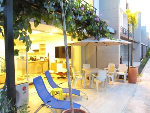 Zehn House in Ricaurte