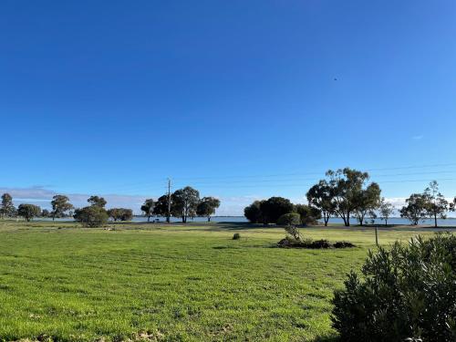 منظر, Happy Wanderer Motel Lake Boga ON THE LAKE WITH LAKE VIEWS in Lake Boga