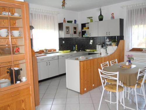 apartman-kata in Fertod