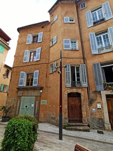 La Maison des Artistes - Location saisonnière - Cotignac