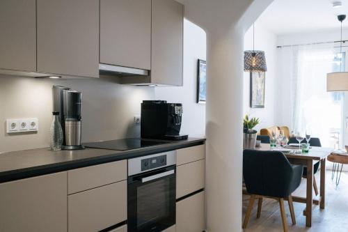 ห้องครัว, Forellenhof Appartements & Grossmutters Bungalow in เซวัลด์