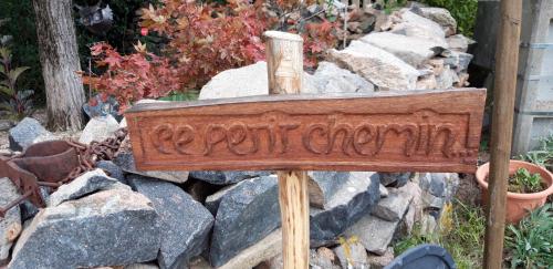 Ieeja, Ce Petit Chemin in Cenves