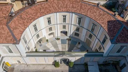 Oriana Homèl Torino photo 2