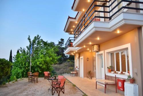 Anemomylos Apartments 2