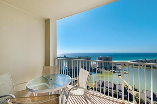 Ariel Dunes II 2006 by RealJoy Vacations